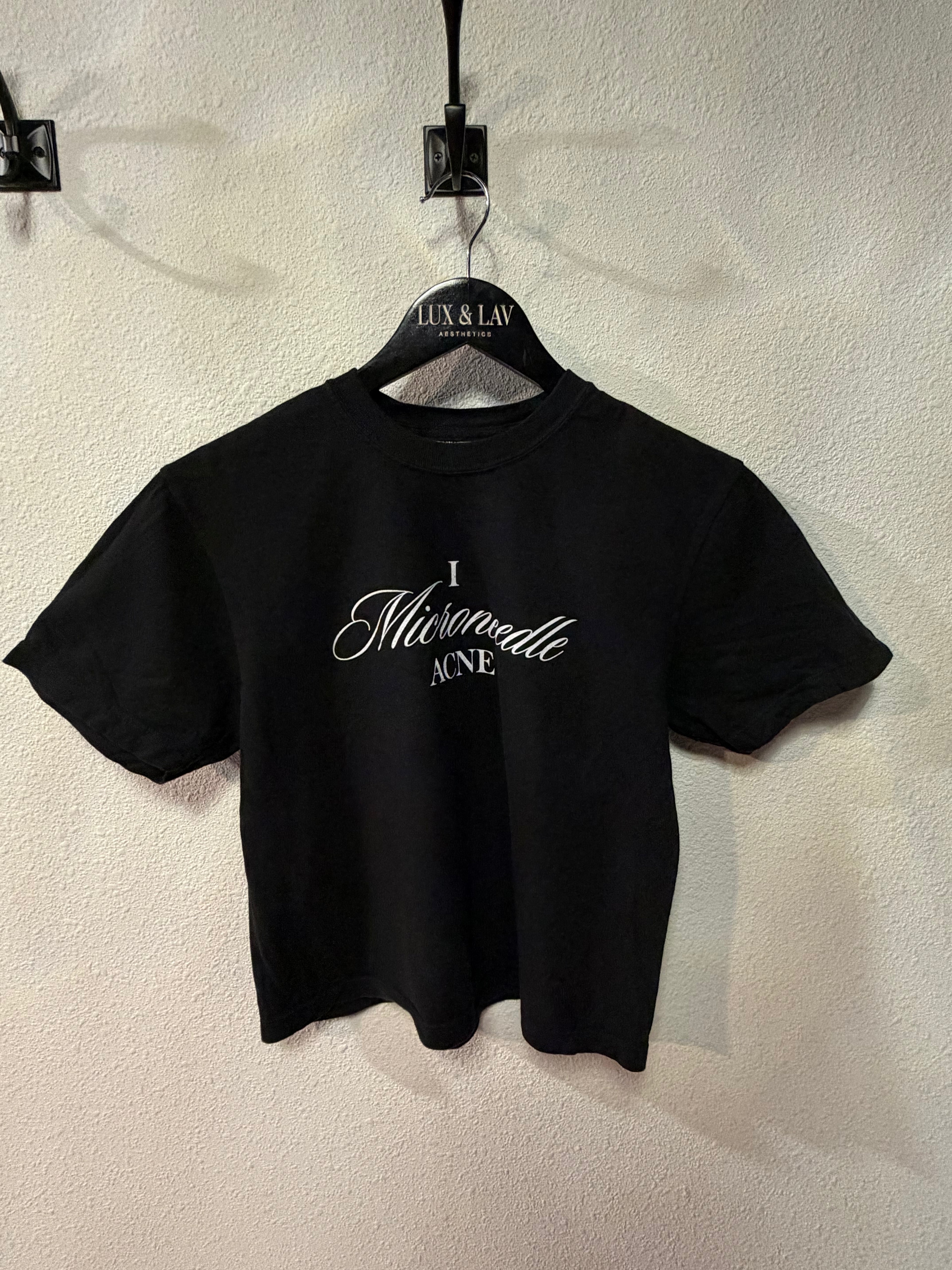I Microneedle Acne Crop Top